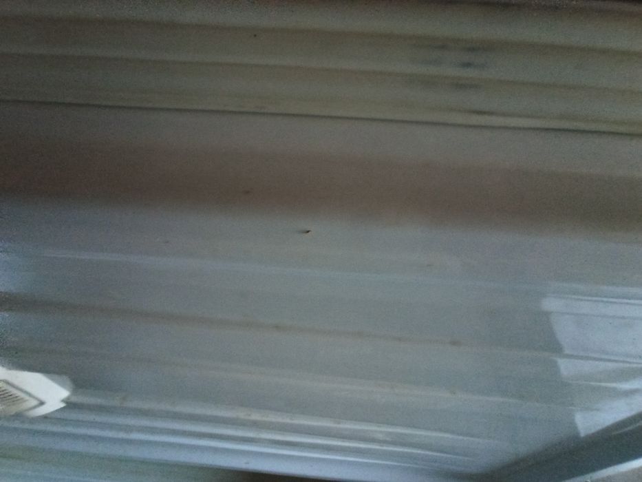 Морозильна скриня, лар