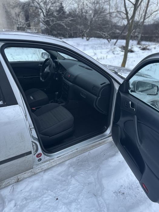 SKODA OCTAVIA 1.9 TDI (нерозмитнена)