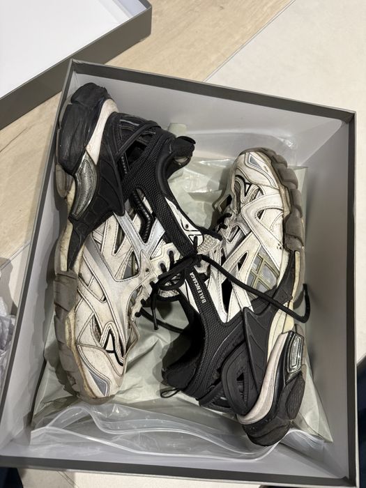 Balenciaga track 2