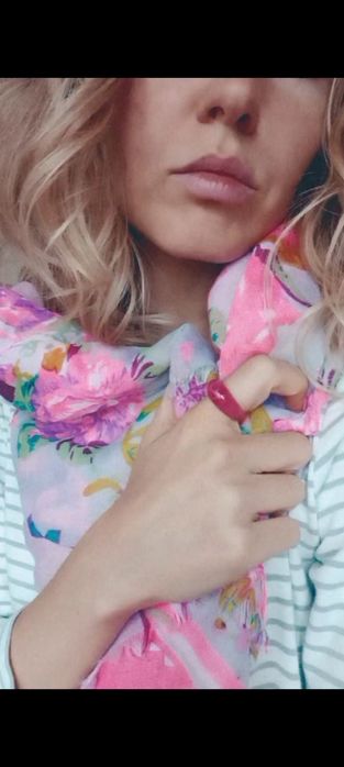 Жіноча каблучка рожевого кольору, нова