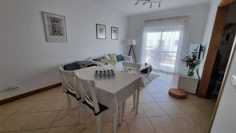 Apartamento T2 em Cabanas de Tavira, com piscinas e próximo do cais