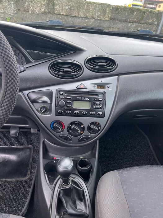 Ford Focus SW 1.4 - Gasolina