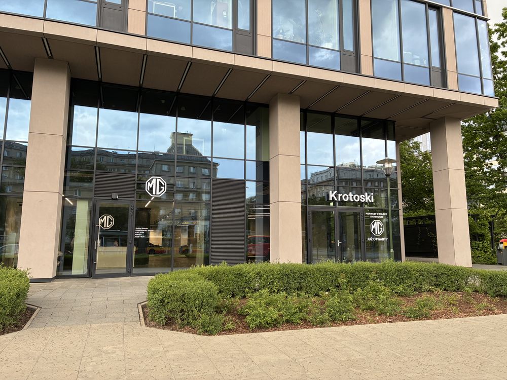 SHOWROOM MG KROTOSKI WARSZAWA STAWKI top banner