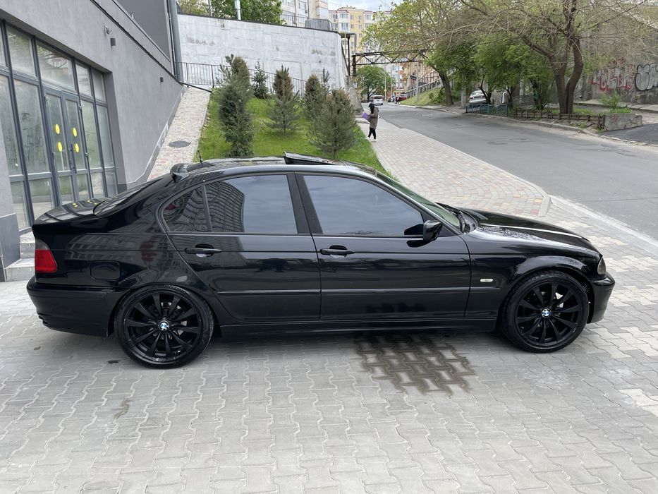 Продам бмв е46 на автомате