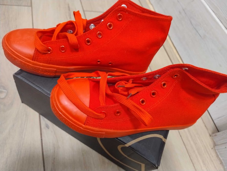 Trampki nowe rozm.36 dl. Wkładki 23.5