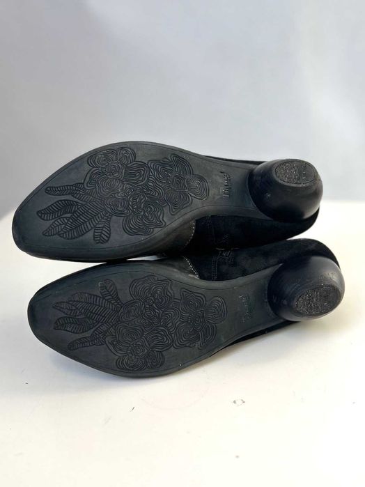 Botki haftowane Think! haft witch wednesday goth lolita kwiaty