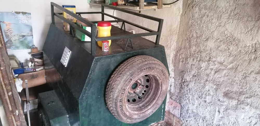 Atrelado (caça e outros afins) mercadorias