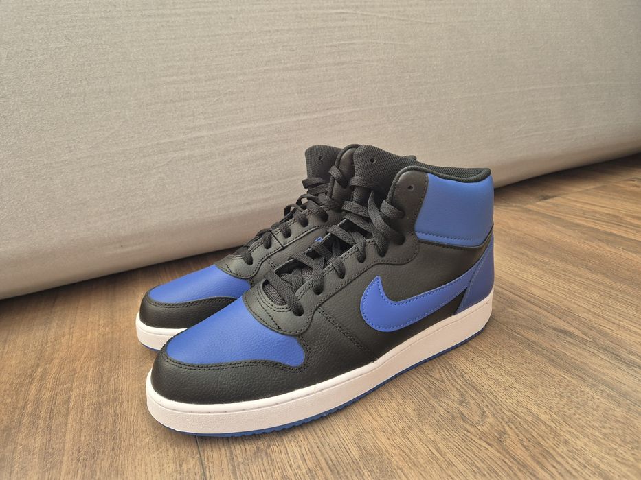 Nike ebernon mid