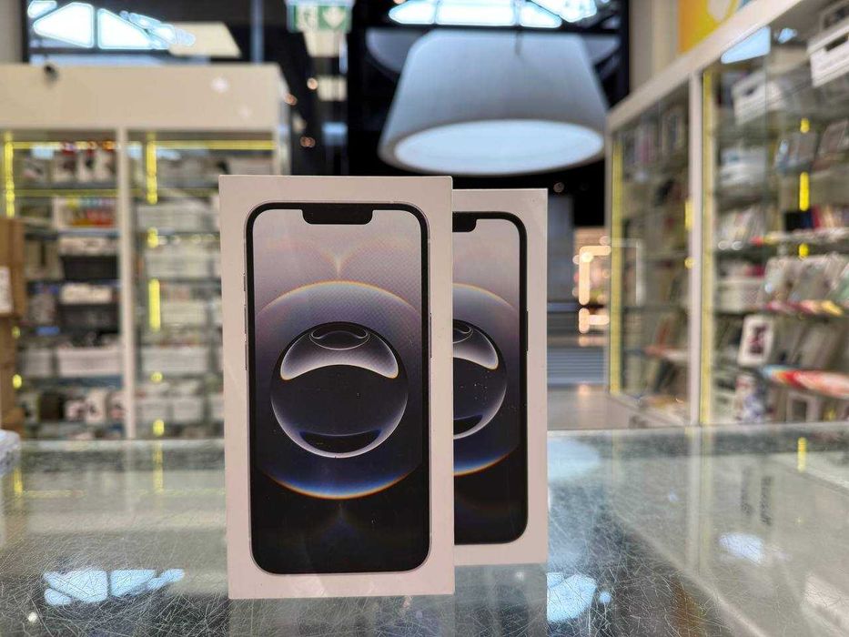 IPHONE 16E 128GB BLACK/WHITE Telakces Manufaktura