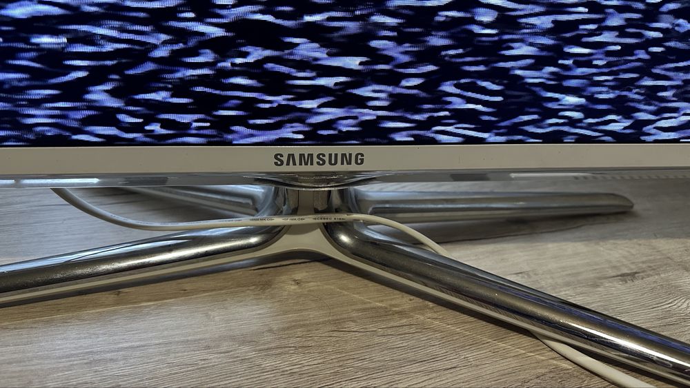 Телевізор Samsung LED Smart TV 6 серія WiFi 40 дюймів