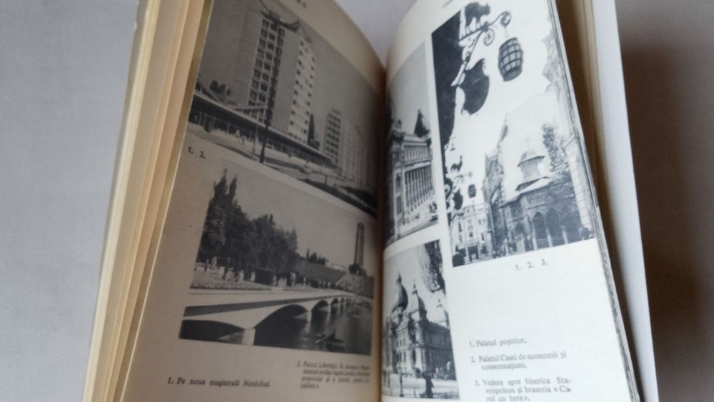 D. Berindei "Bucuresti" 1966 Przewodnik Bukareszt w jęz. rumuńskim