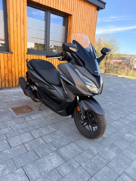 Honda NSS Honda NSS FORZA 125 - super stan, niski przebieg