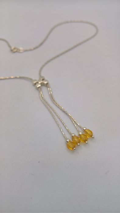 Colar de prata com pingentes