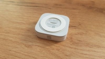 Xiaomi Aqara czujnik temperatury, wilgotności oraz ciśnienia.