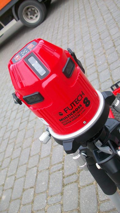 laser krzyżowy Futech multicross 8 - niwelator + statyw