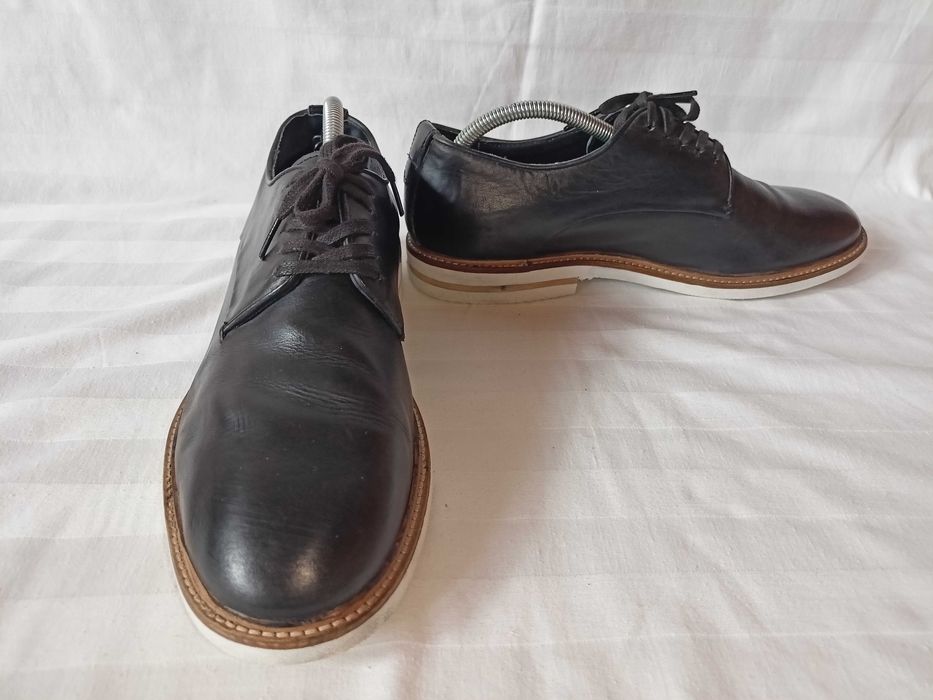 Topman roz. 42 -dł. wkł. 27,5 cm-skóra