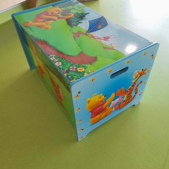 baú e relógio Winnie The Pooh