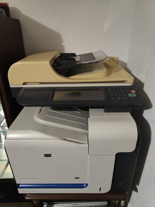 HP Color LaserJet CM3530
