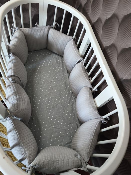 Продам ліжечко дитяче 5 в 1 на шарнірах.