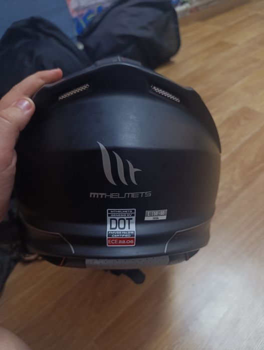 Продам шлем MT HELMETS genesis modular sport.