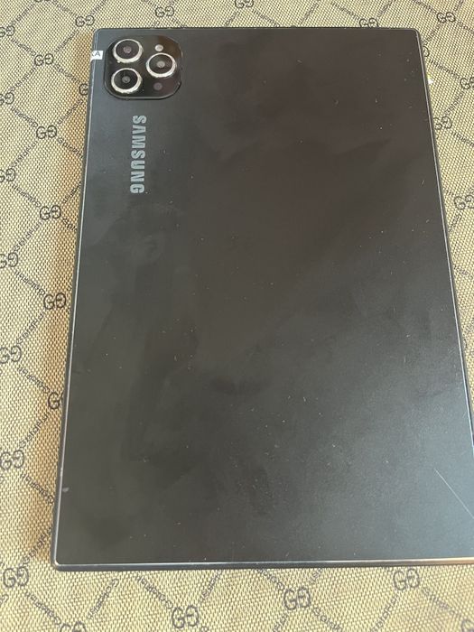 Планшет Samsung 4/64