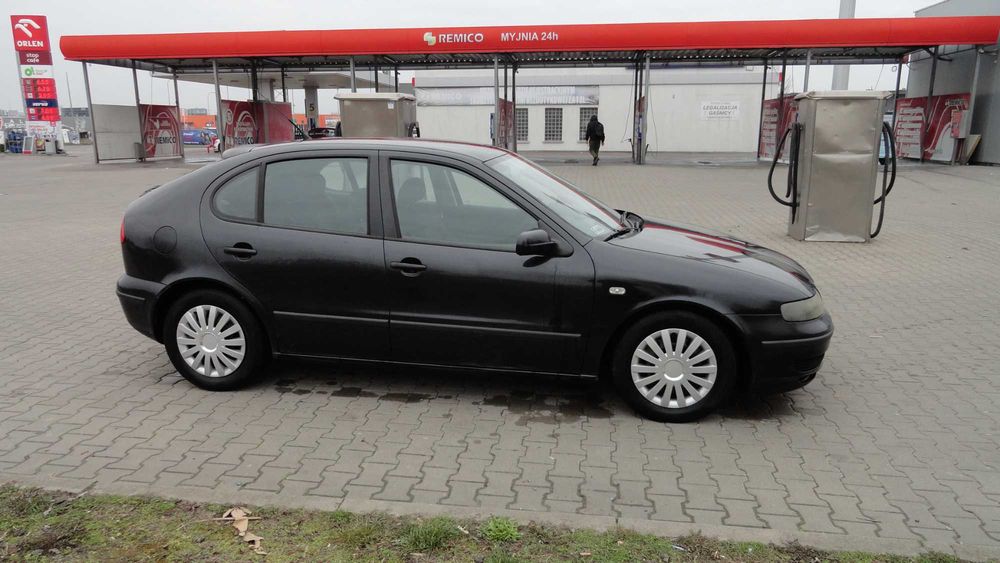 Seat Leon Na Częsci 1,8 benzyna na Częsci rok 2002 kolor LC9Z