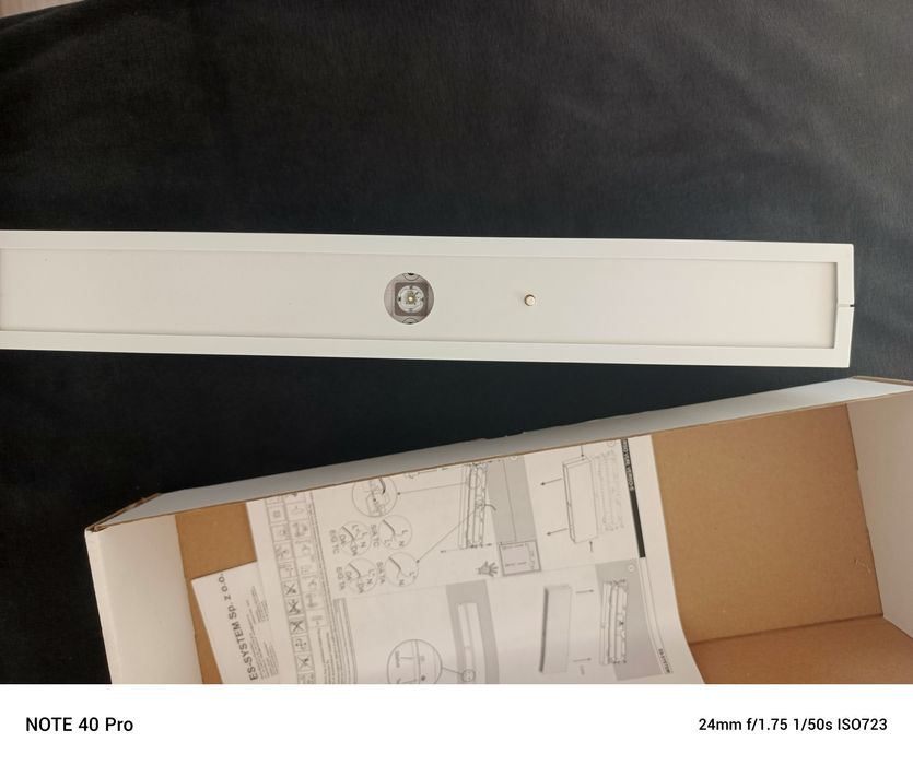 Oprawa oświetlenia awaryjnego System Verso