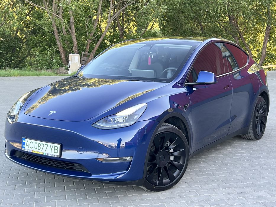 Tesla Model Y 2023р.