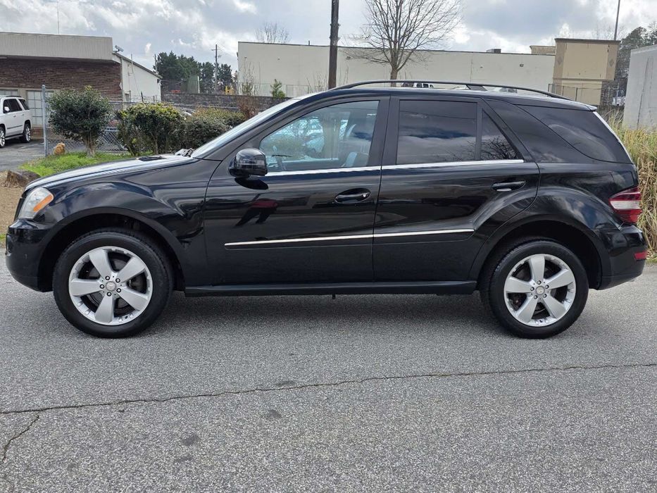 Mercedes-Benz M-Class ML 350 4MATIC      2011
