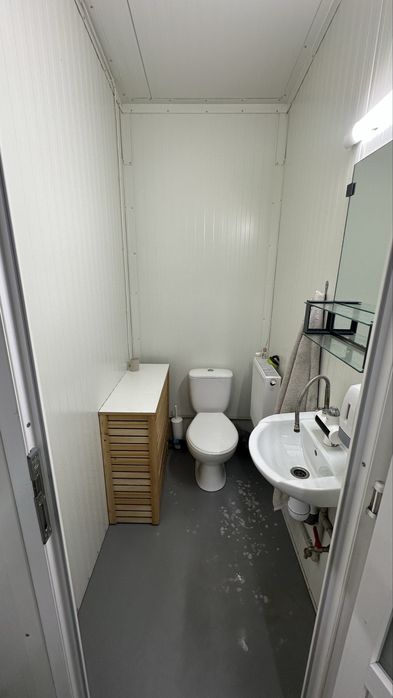 Продаж; ділянка 33 сотки; Чернівці; + приміщення; бізнес;