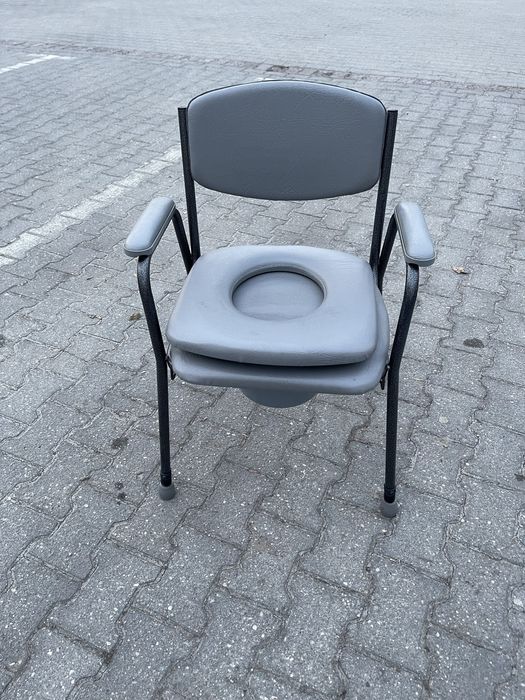 Krzesło toaletowe tapicerowane/ fotel