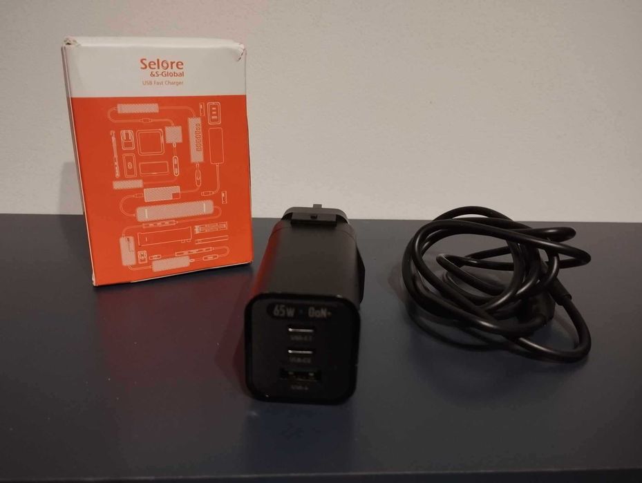 Ładowarka USB C 65W szybka 3-portowa z kablem ładującym
