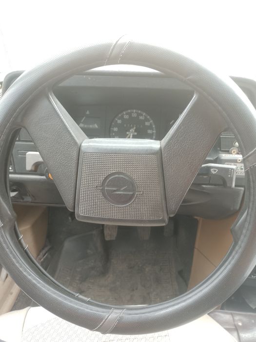 Продам Опель кадетт 1.6 дизель