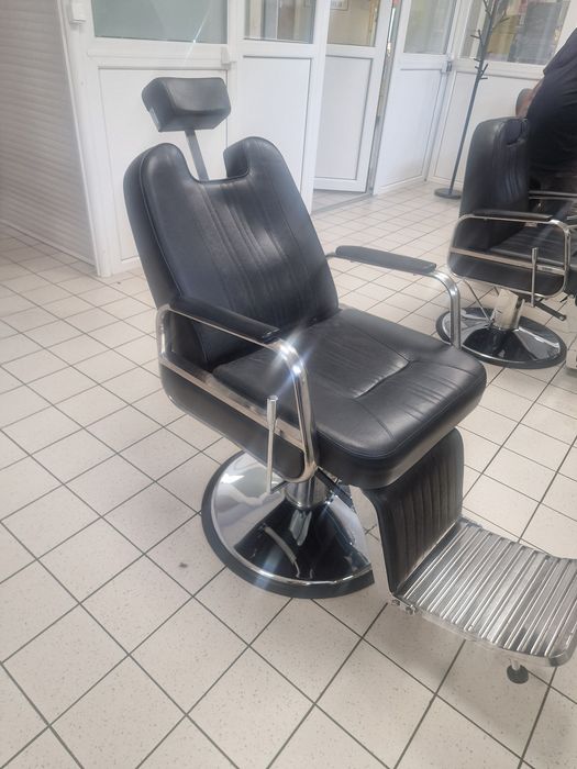 Fotel fryzjerski barberski