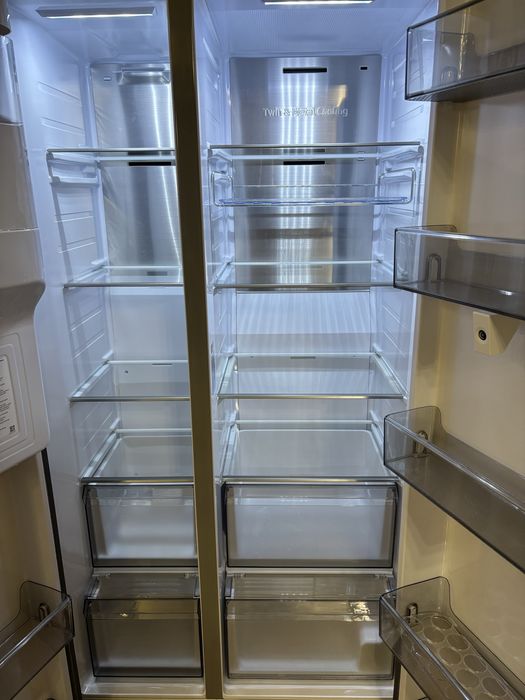 Lodówka Samsung Side by side z tabletem