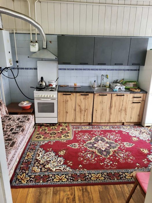 Продам добротний будинок з всім наповненням