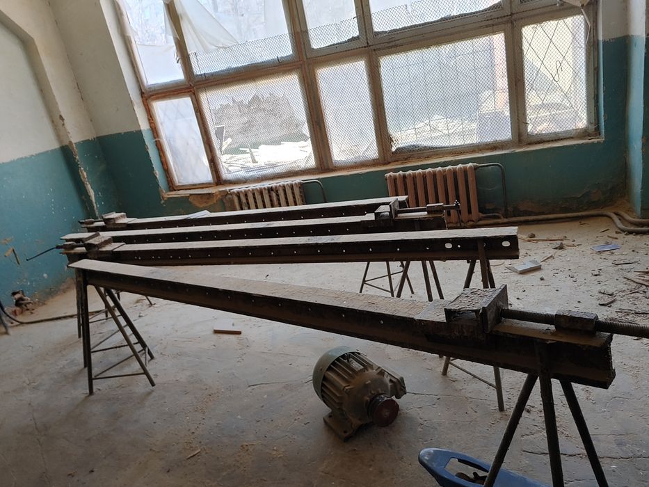 Струбцина тіски металічні швелер