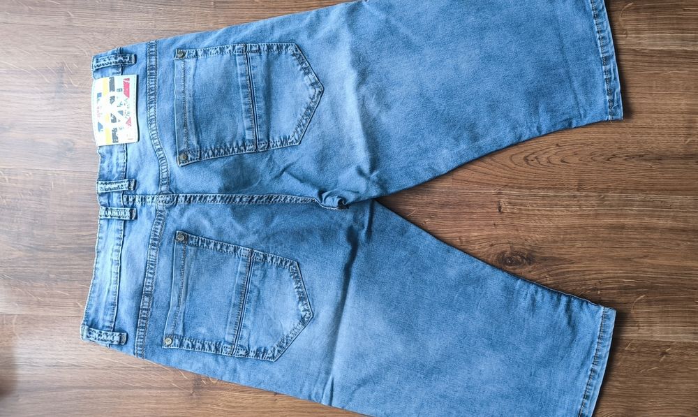Spodenki jeansowe krótkie rozm L