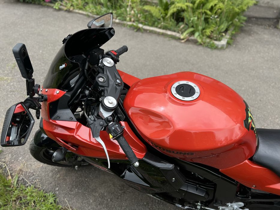 Мотоцикл Hyosung gt250r