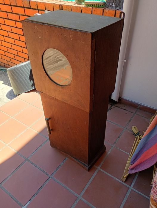 Caixa para relógio de parede