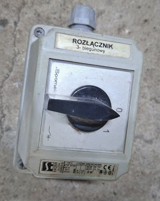 Rozłącznik 3-biegunowy 25A