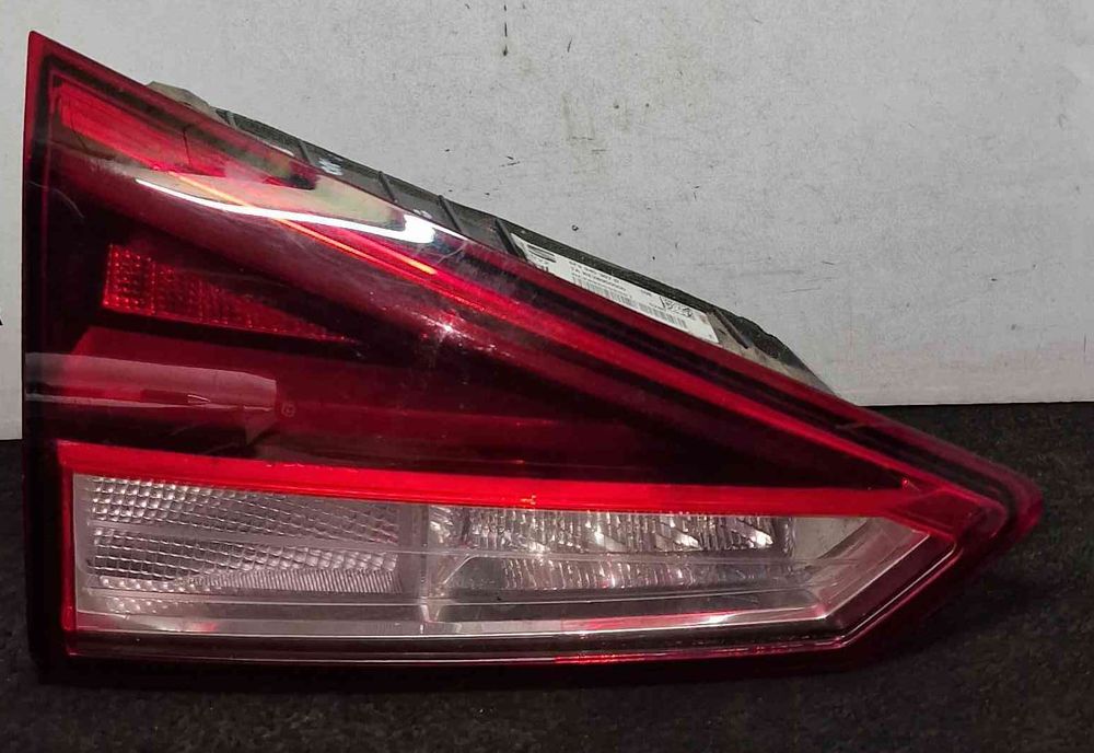 Farolim da Mala Esquerdo 6F9945307D - SEAT ARONA