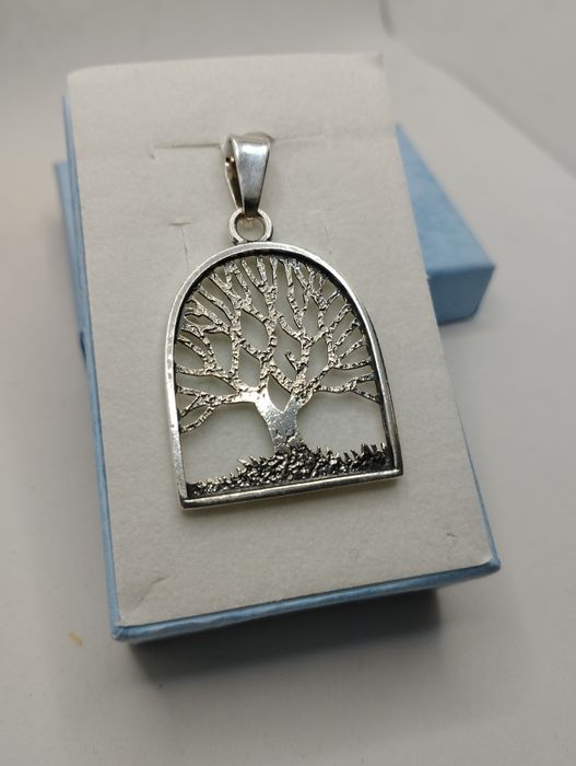 Srebrny wisiorek, drzewo, próba 925