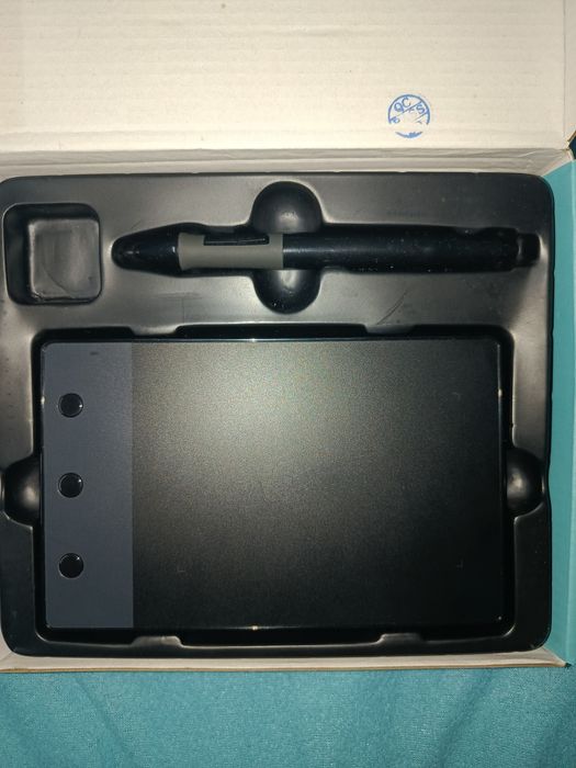 Mesa Digitalizadora Huion H420 - Como Nova (Com Caixa)