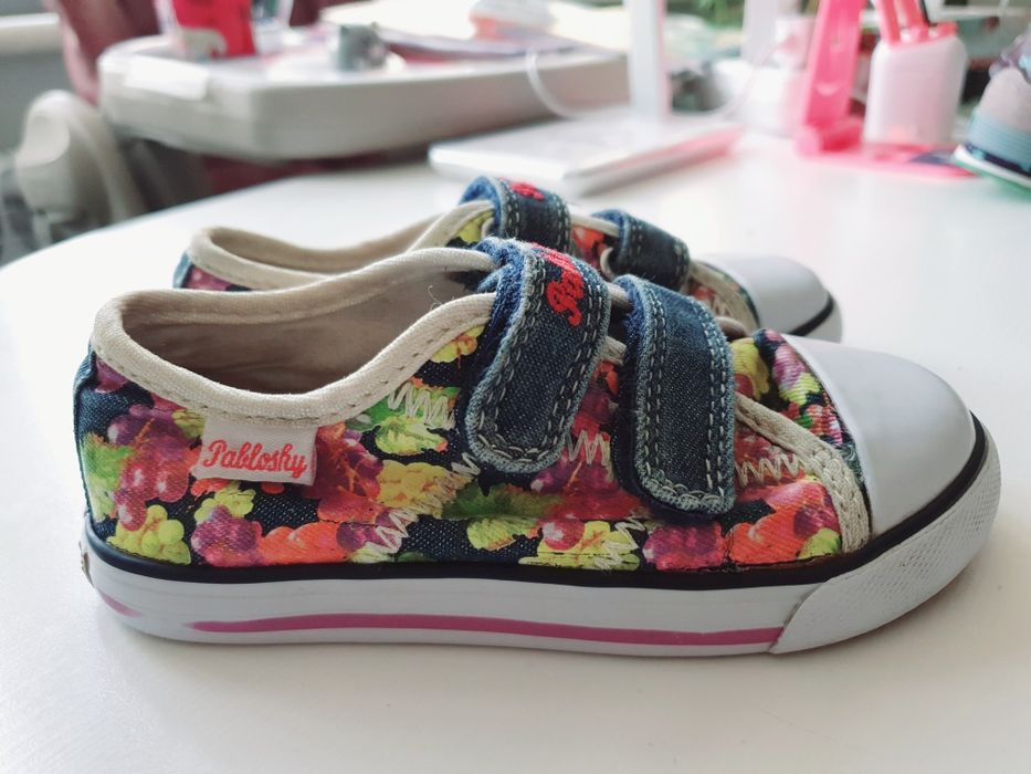 Кроссовки New Balance 26[15см), Nike 21(13см), кеды Pablosky 26(15см)