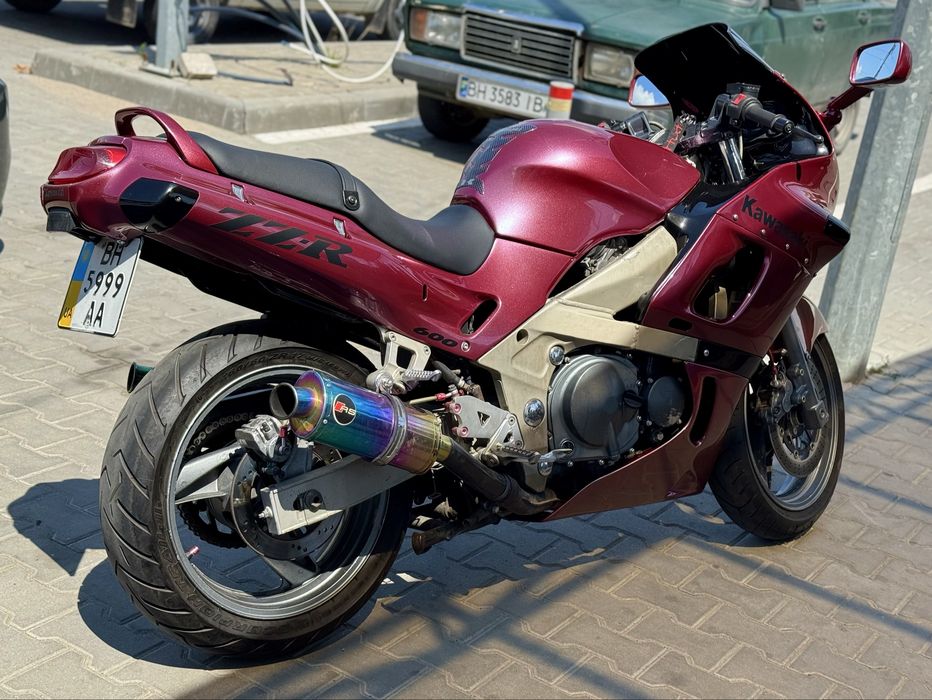 Kawasaki ZZR  600