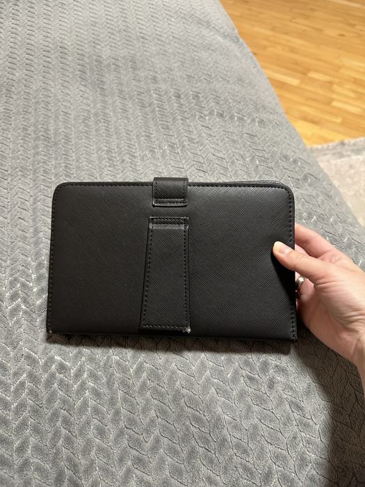 Чохол-клавіатура для планшета.