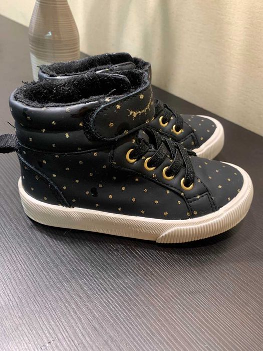 Сникерсы H&M/Ботиночки на весну H&M