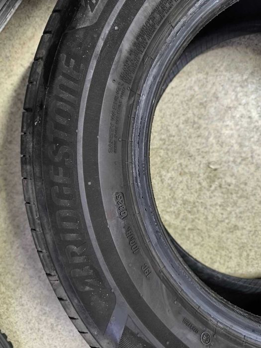 Продам шины б/у 215/65 R16 ,102,H,XL Bridgestone Turanza 6, 2025 года