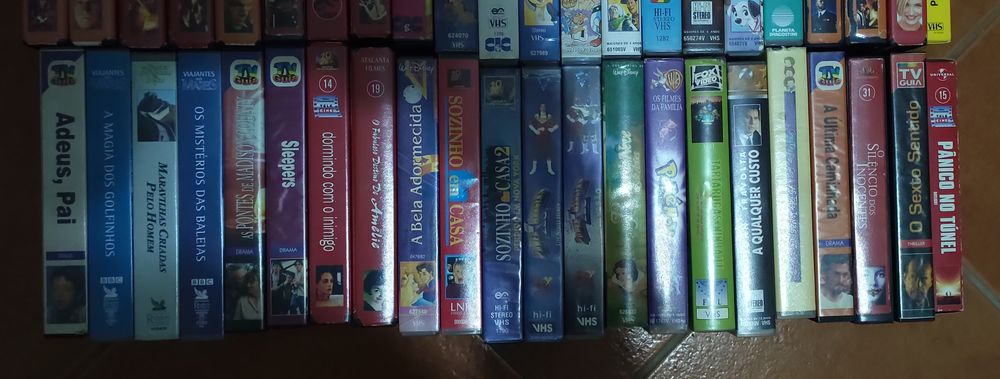 Lote 66 cassetes VHS